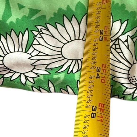 Vibrant Green Floral Dress - Perfect for Summer - Picture 6 of 6